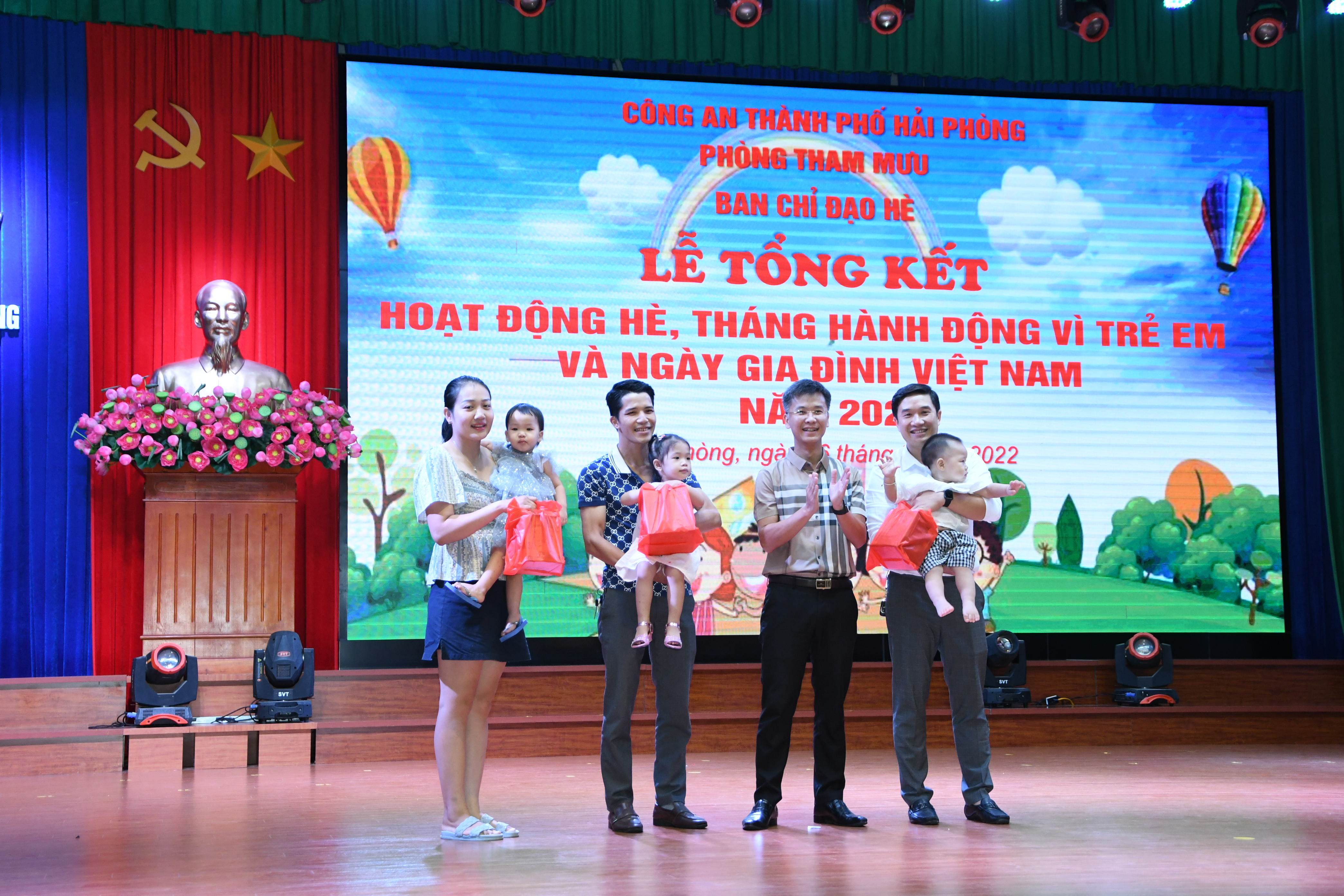 Phòng Tham mưu: Tổng kết các hoạt động hè, Tháng hành động vì trẻ em và Ngày gia đình Việt Nam năm 2022